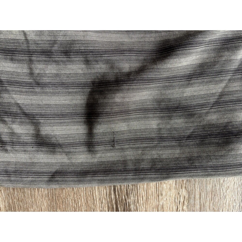 Haggar Mens Long Sleeve Button Down Black & Gray Stripe Shirt Sz XL Microfiber - Picture 3 of 7